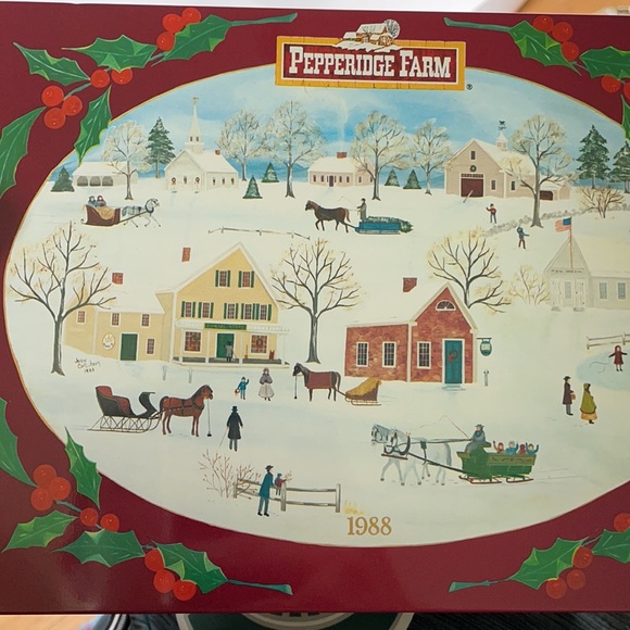 ❤️5/$25 Pair of Vintage Christmas Tins - Picture 6 of 8